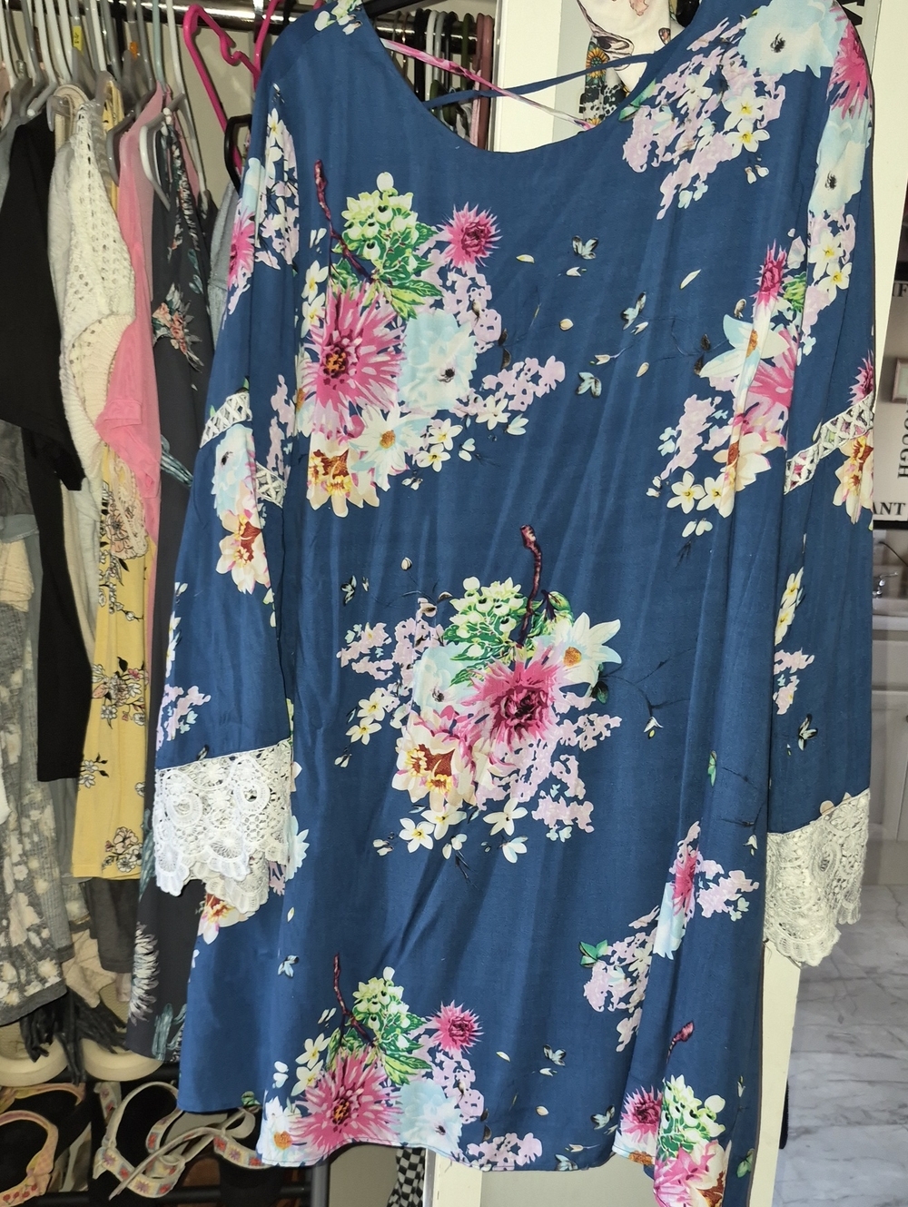 Giddy Up Glamour Blue Floral Lace-Trim Tunic Dress Like New